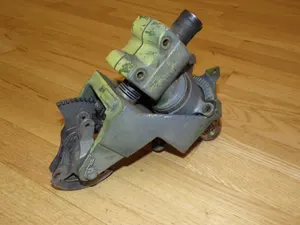 Bell 212 Helicopter Gear 212-001-110-001 and Elbow Assy 212-001-124-001
